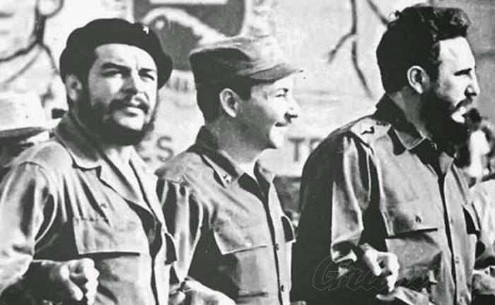 Fidel, junto al Che y Raúl, bregó y luchó por la indispensable unidad de Nuestra América frente al imperialismo estadounidense. Foto: Archivo de Granma
