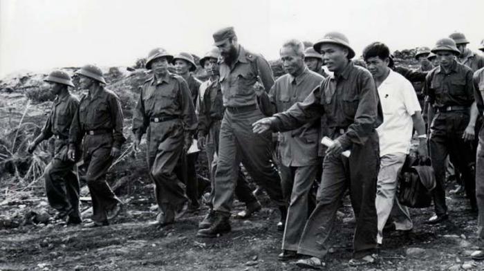 Noventa millones de vietnamitas también festejarán la fecha en que Fidel llegara a la «tierra de acero». Foto: Archivo de Granma Noventa millones de vietnamitas también festejarán la fecha en que Fidel llegara a la «tierra de acero». Foto: Archivo de Granma