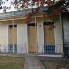 Tres fueron las casas santiagueras testigos del paso de la niñez a la adolescencia de Fidel Castro Ruz, la que se muestra es la que está situada en la Calle Rabí número 6 en la Loma del Intendente en el casco histórico de Santiago de Cuba. 3 de agosto de 2017. Foto: Miguel Rubiera/ ACN.