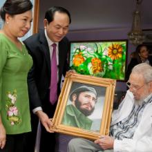 Fidel Castro Ruz y el Presidente de Vietnam,Tran Dai Quang