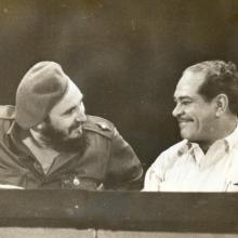 Blas Roca Calderío con Fidel Castro, en un acto efectuado en 1961 Foto: Archivo de Granma