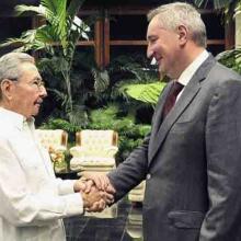 Raúl Castro y vicepresidente del gobierno de la Federación de Rusia, Dimitri O. Rogozin
