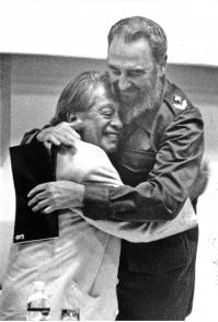 En cinco ocasiones retrató al líder histórico de la Revolución cubana, de quien solía decir que sus manos hablaban. Foto: Ahmed Velázquez