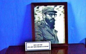 Un cuadro de Fidel en Quang Binh. Foto: VOV.VN