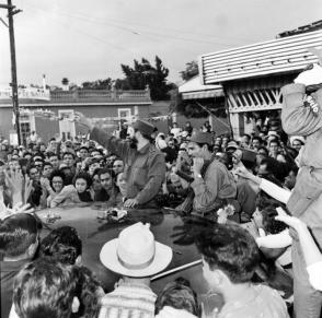 Fidel al frente de la Caravana de la Libertad hacia Pinar del Río. Foto: Archivo de Granma Fidel al frente de la Caravana de la Libertad hacia Pinar del Río. Foto: Archivo de Granma