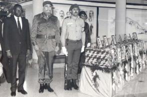 Operación Tributo: Fidel Castro y José Eduardo Dos Santos, rindieron la última guardia de honor Operación Tributo: Fidel Castro y José Eduardo Dos Santos, rindieron la última guardia de honor