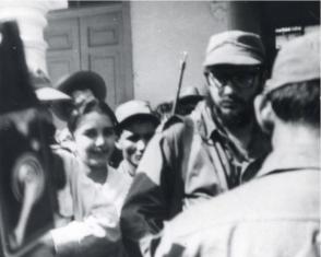 Fidel Castro en el aeropuerto de Camagüey, 1959.